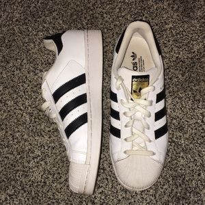 Adidas women’s superstar sneakers
